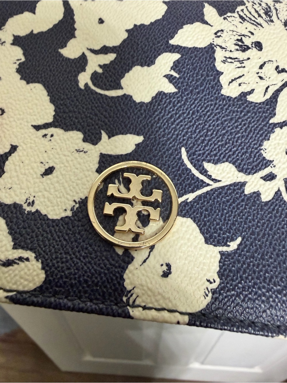 Tory Burch Navy Floral Chain Shoulder Bag - Picture 10 of 16